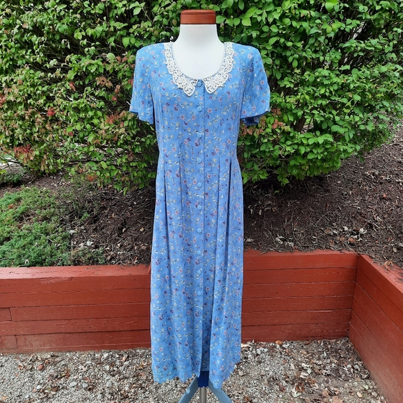 Vintage 90's Crochet Floral Button Down Midi Dress Embellished Prairie Boho - Picture 4 of 9